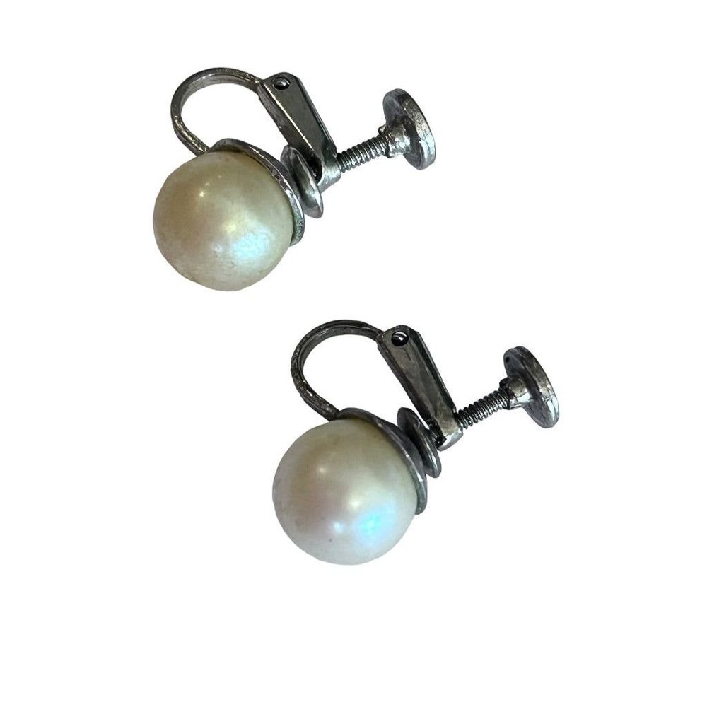 Vintage 1960s Faux Pearl Screwback Non-Pierced Earrings 3/8" Silvertone - Picture 3 of 6